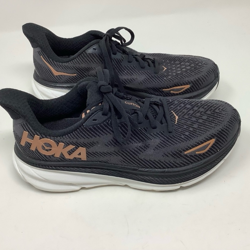 Hoka One One Clifton 9 Sneakers